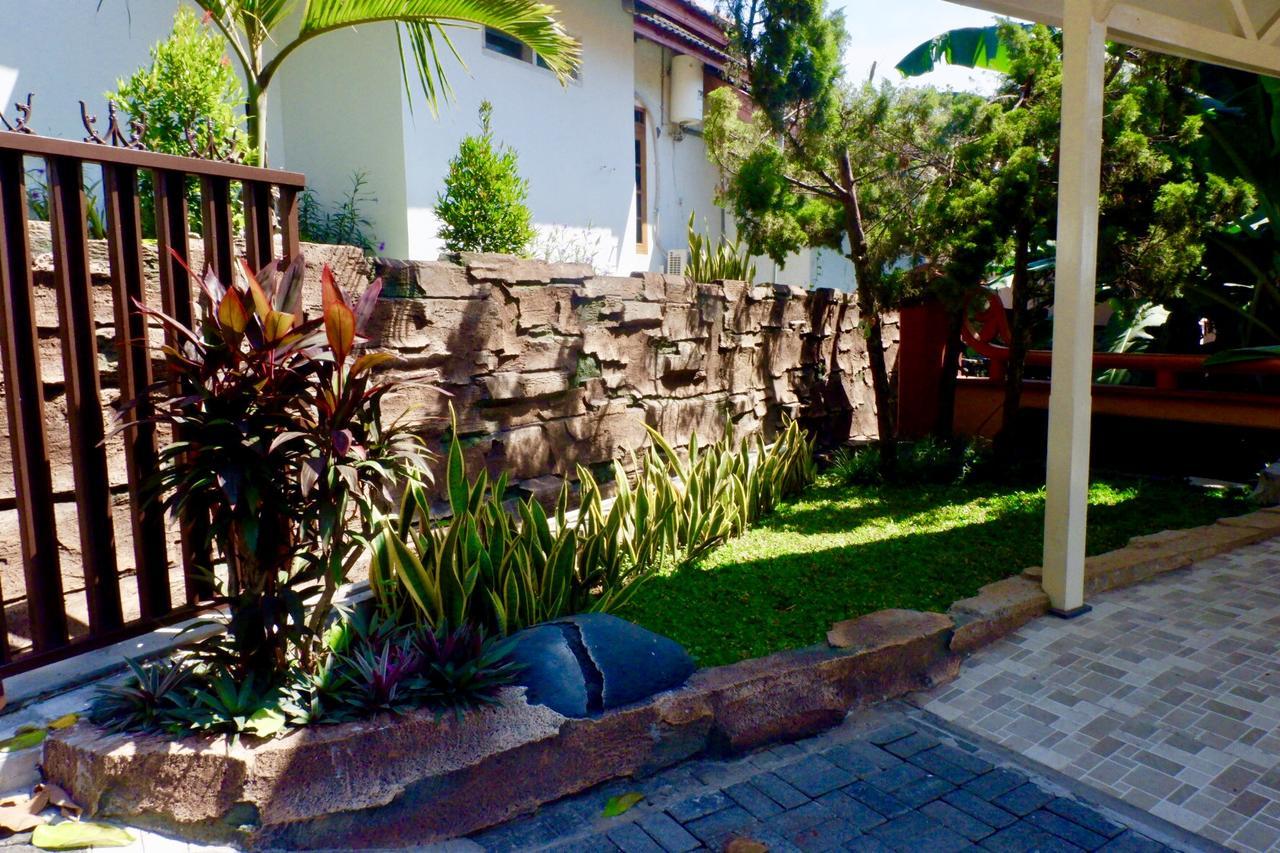 Bukit Permai Holiday Home Semarang Exterior foto